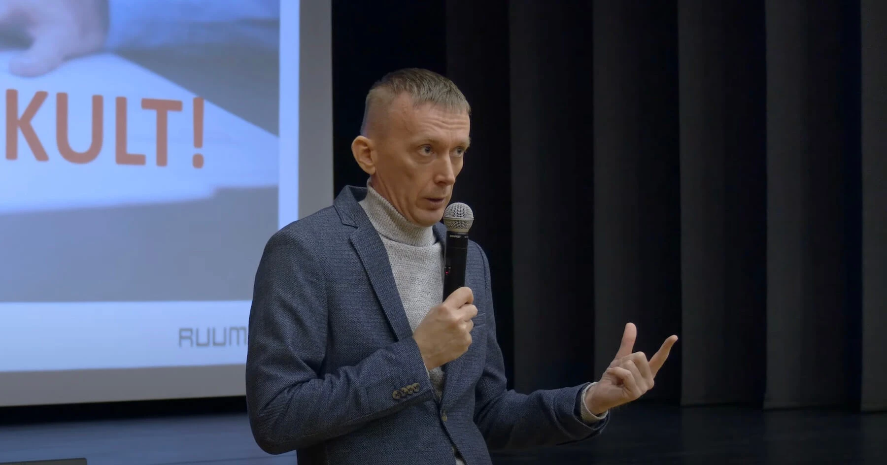 Väärikate ülikooli loeng